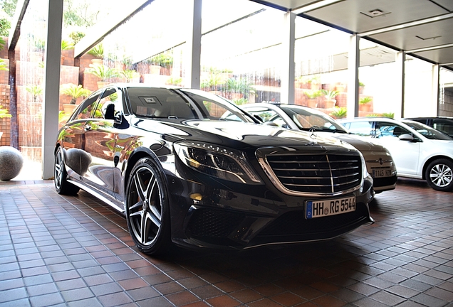 Mercedes-Benz S 63 AMG V222