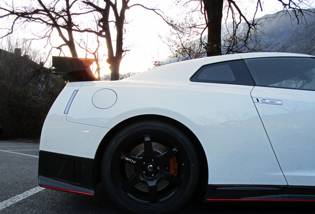 Nissan GT-R 2011 Nismo