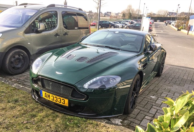 Aston Martin V12 Vantage S