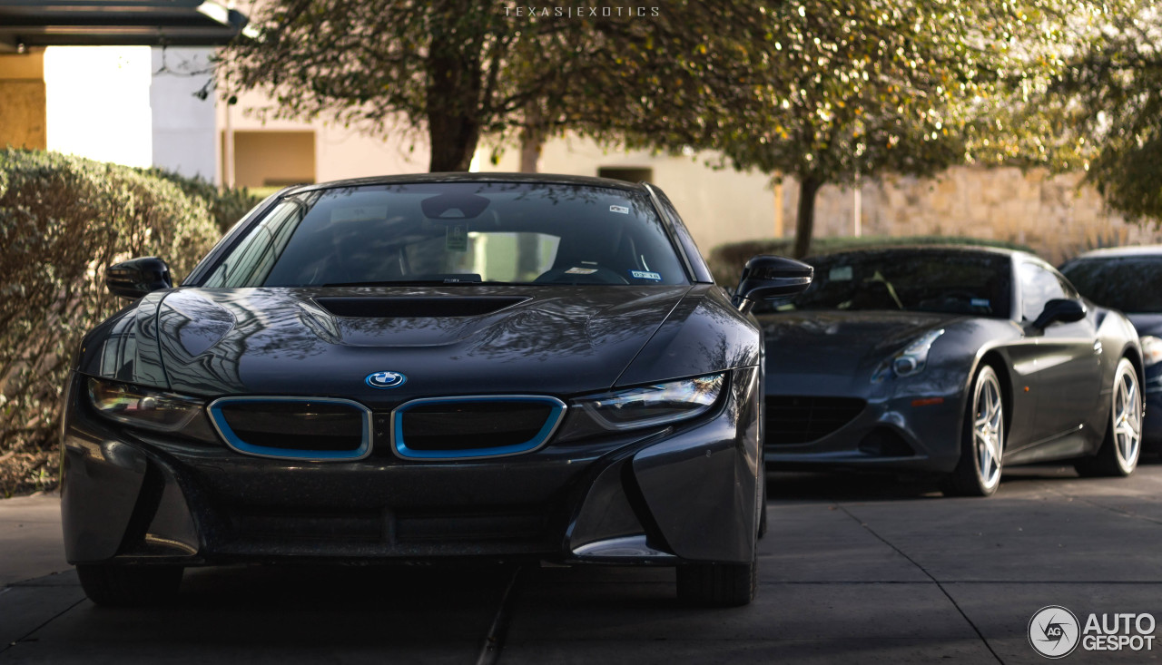 BMW i8