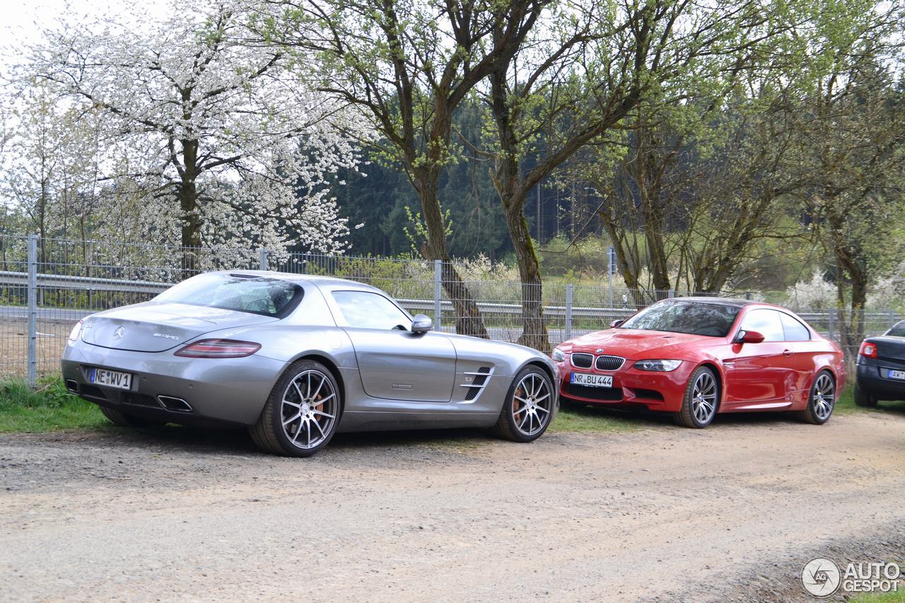 Mercedes-Benz SLS AMG