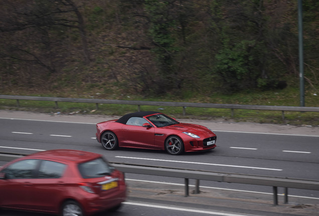 Jaguar F-TYPE R Convertible