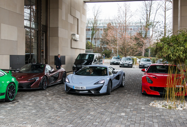 McLaren 570S