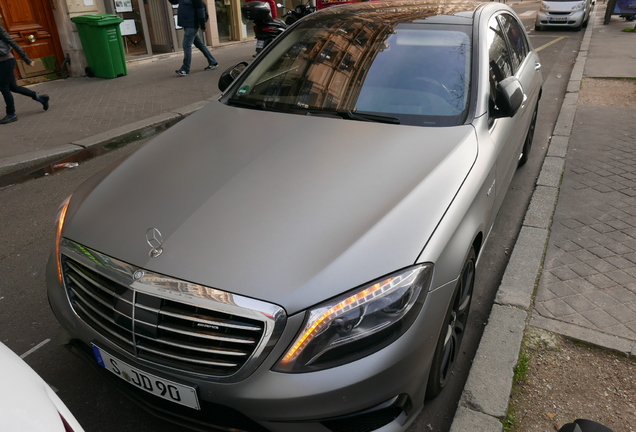 Mercedes-AMG S 63 V222