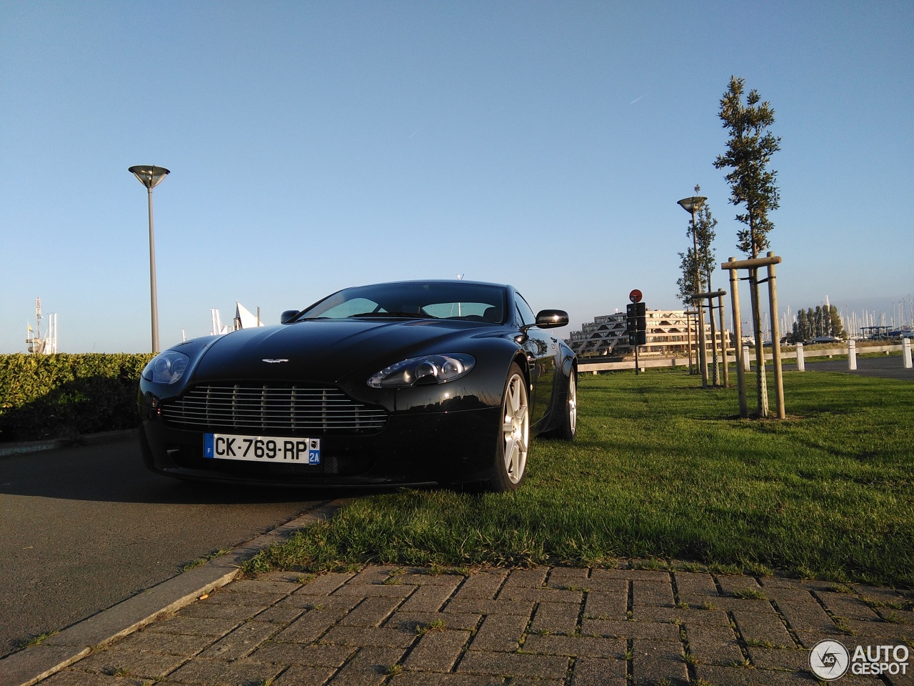 Aston Martin V8 Vantage