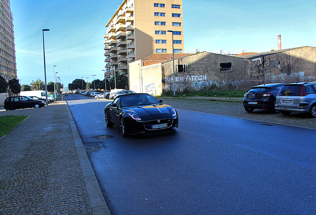 Jaguar F-TYPE S Convertible