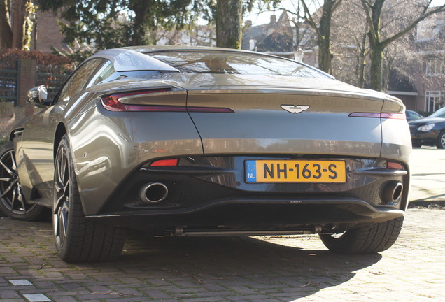 Aston Martin DB11