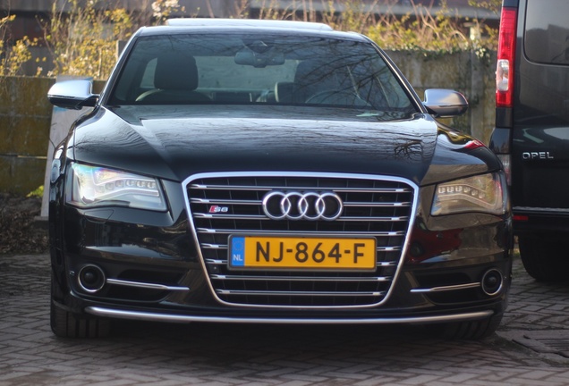 Audi S8 D4