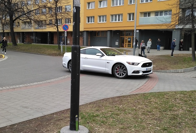 Ford Mustang GT 2015