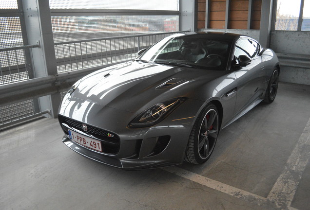 Jaguar F-TYPE S AWD Coupé