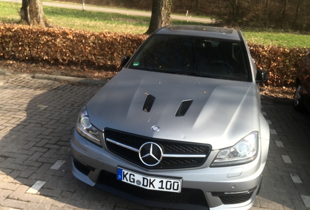 Mercedes-Benz C 63 AMG Edition 507