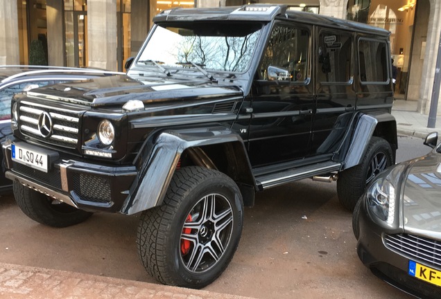 Mercedes-Benz G 500 4X4²