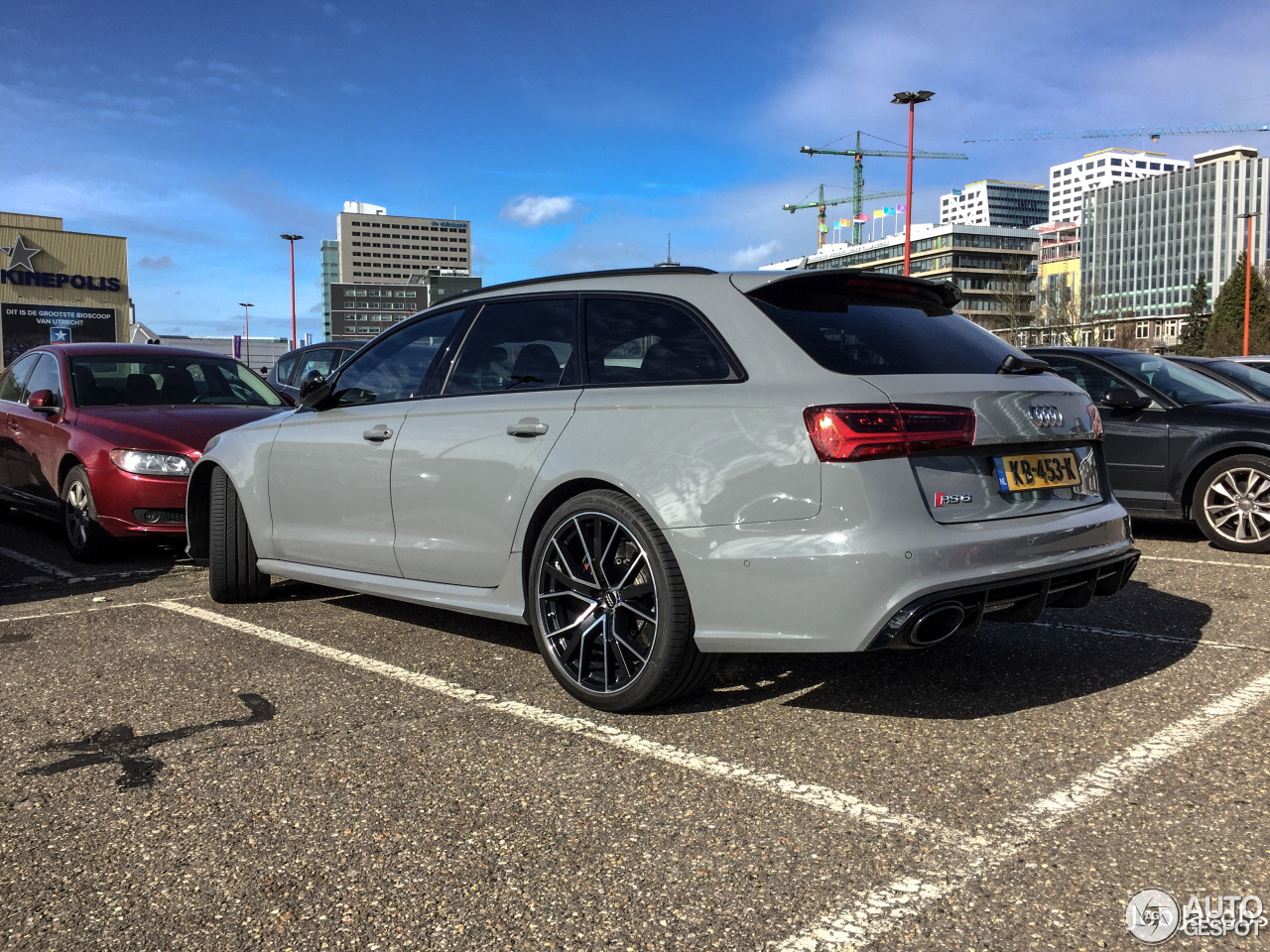 Audi RS6 Avant C7 2015