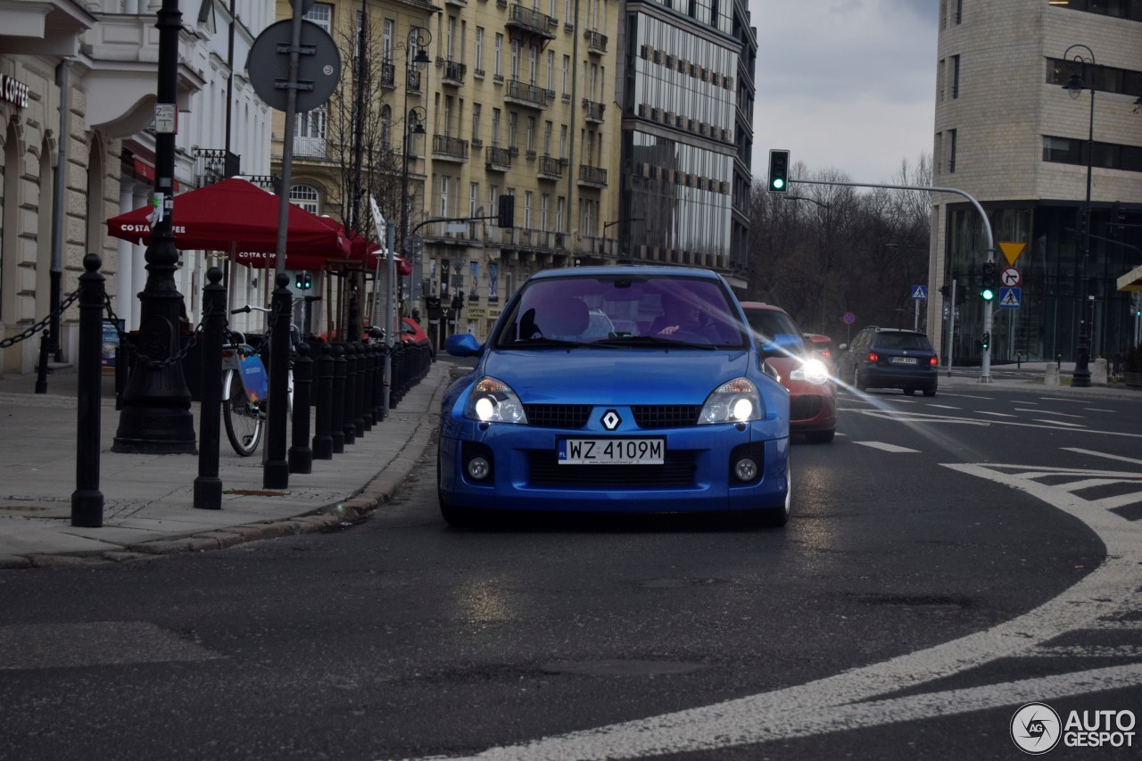 Renault Clio V6 Phase II