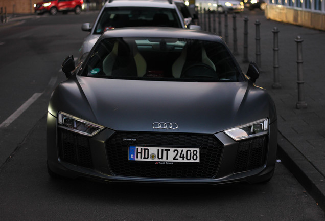 Audi R8 V10 Plus 2015