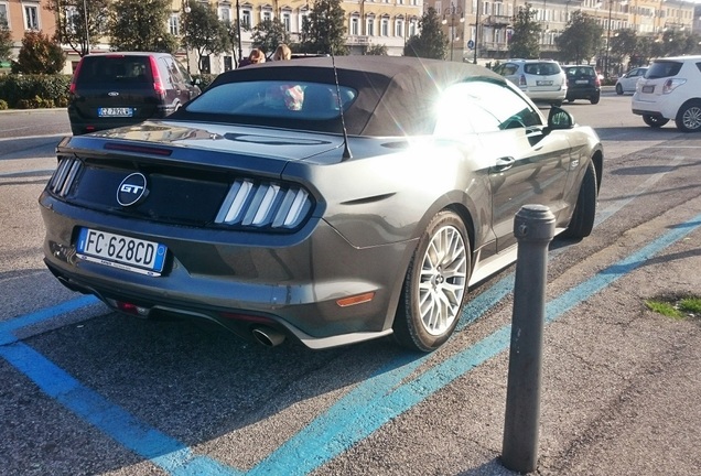 Ford Mustang GT Convertible 2015