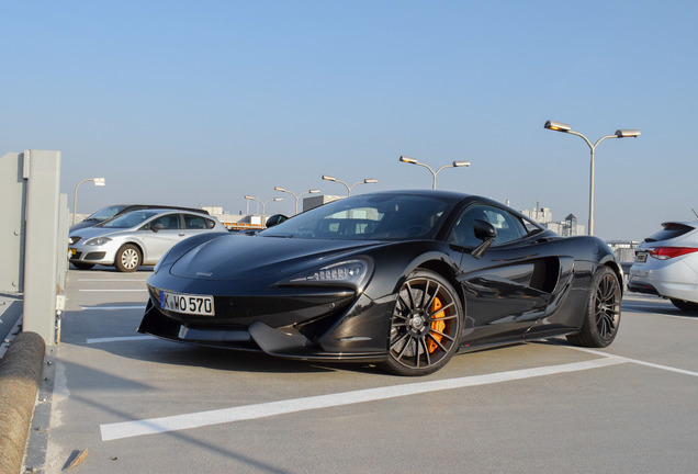 McLaren 570S