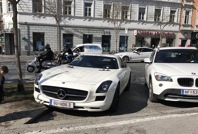 Mercedes-Benz SLS AMG