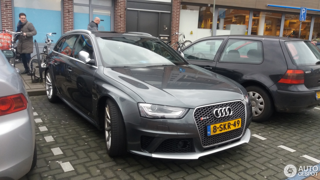 Audi RS4 Avant B8