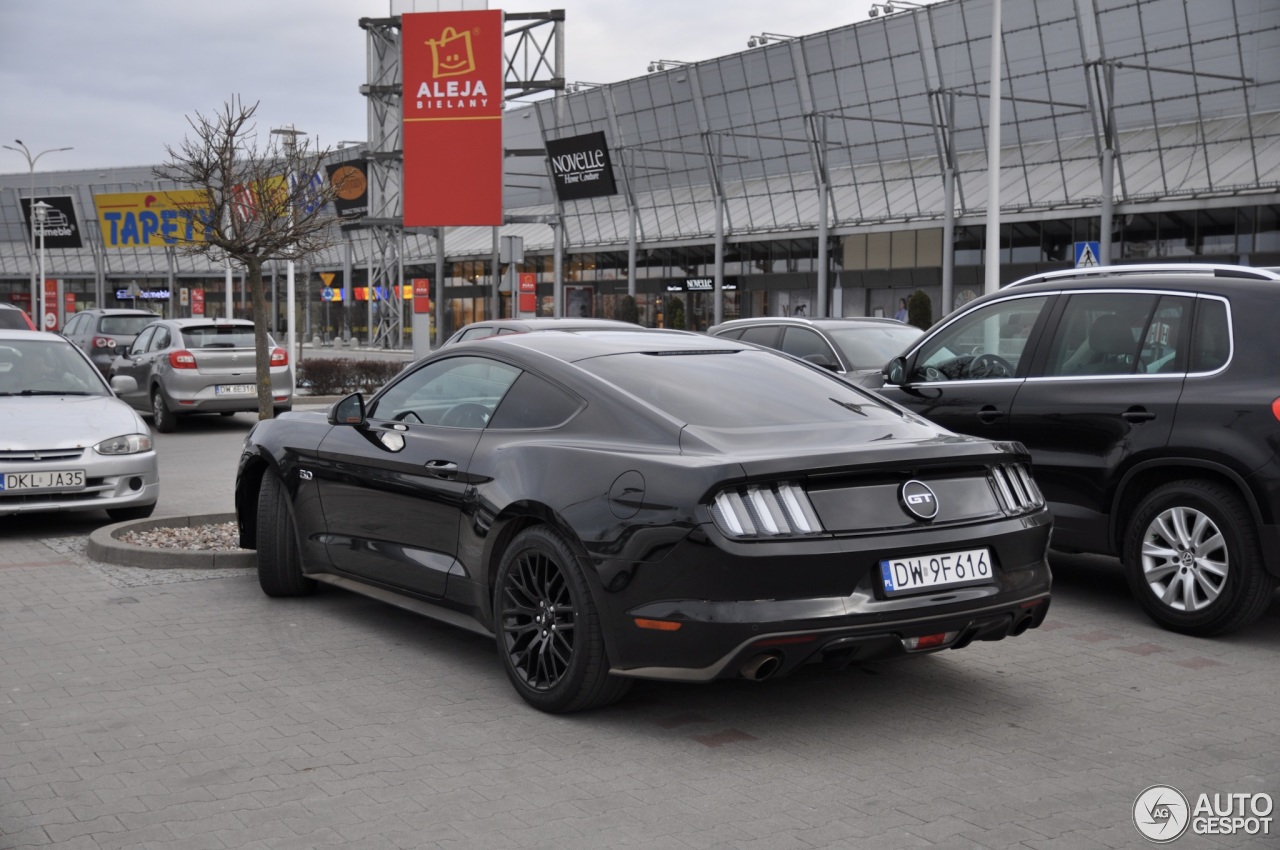 Ford Mustang GT 2015