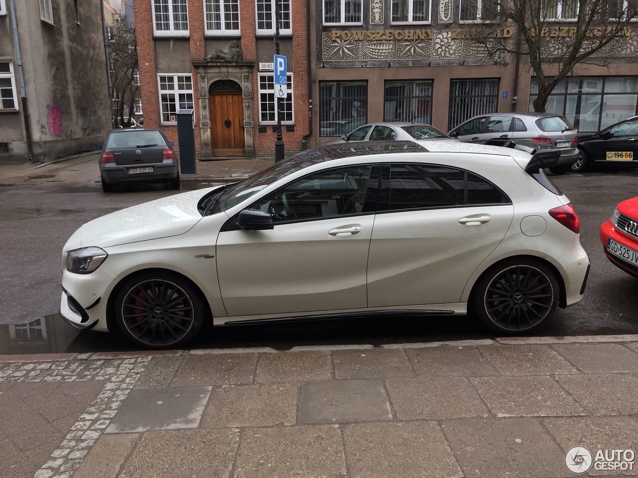 Mercedes-AMG A 45 W176 2015