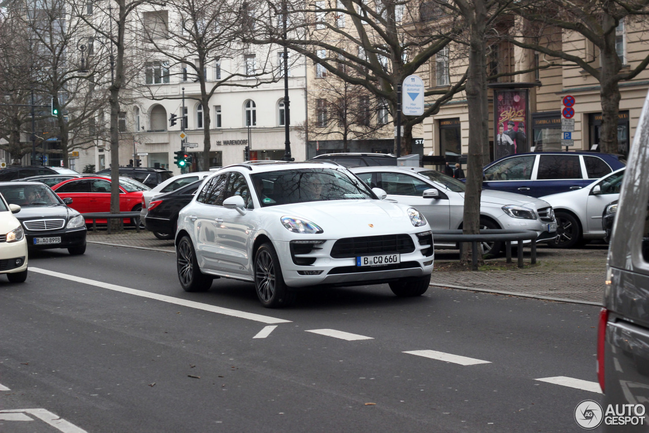 Porsche 95B Macan GTS