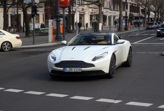 Aston Martin DB11 Launch Edition