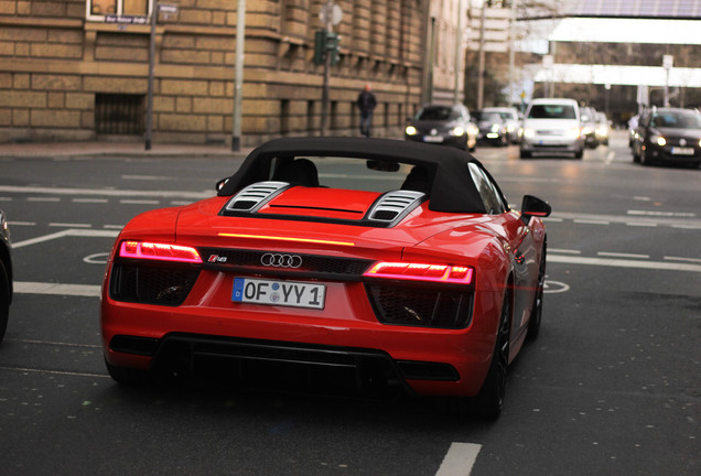 Audi R8 V10 Spyder 2016