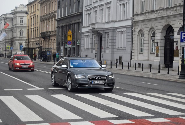 Audi S8 D4