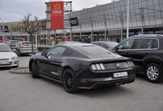 Ford Mustang GT 2015