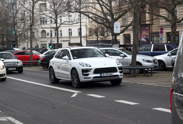 Porsche 95B Macan GTS