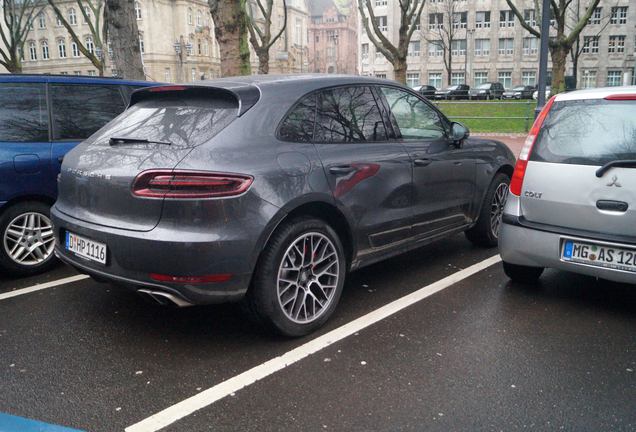 Porsche 95B Macan Turbo