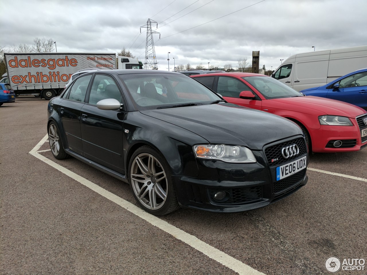 Audi RS4 Sedan