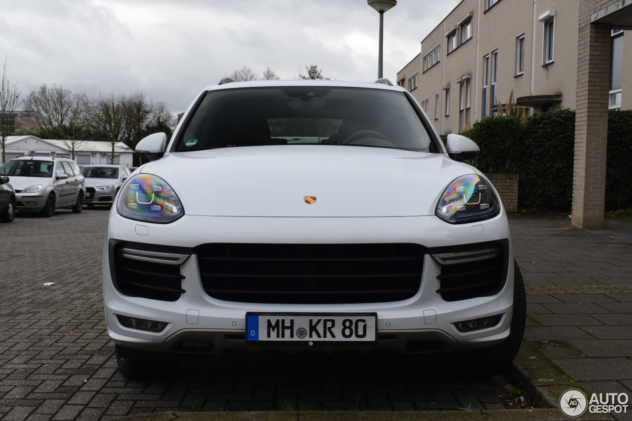 Porsche 958 Cayenne GTS MkII