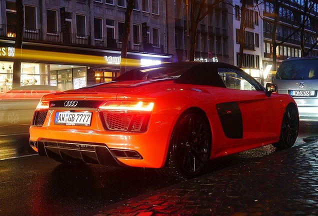 Audi R8 V10 Spyder 2016