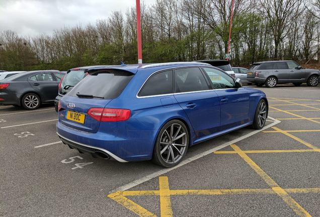 Audi RS4 Avant B8