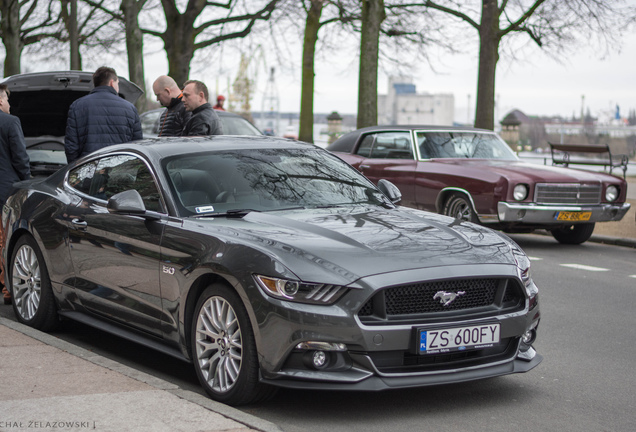 Ford Mustang GT 2015