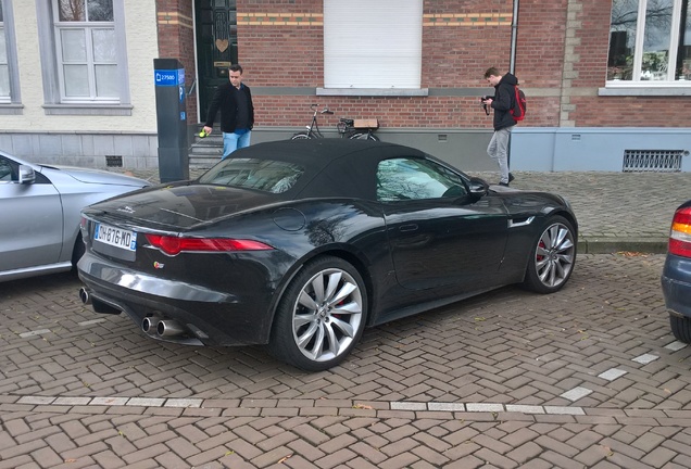 Jaguar F-TYPE S V8 Convertible