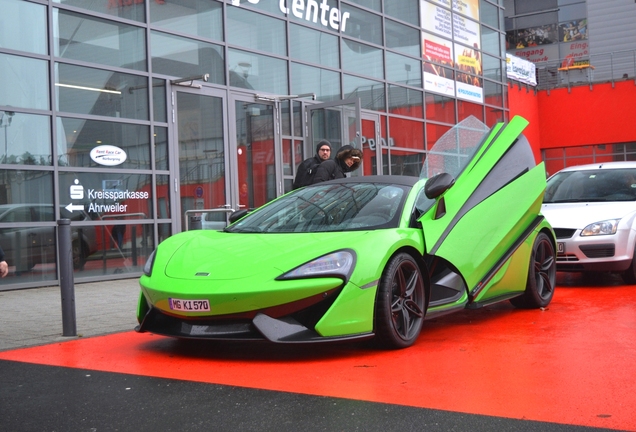 McLaren 570S