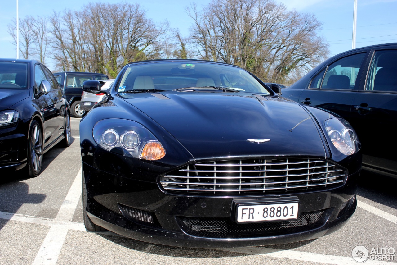 Aston Martin DB9 Volante