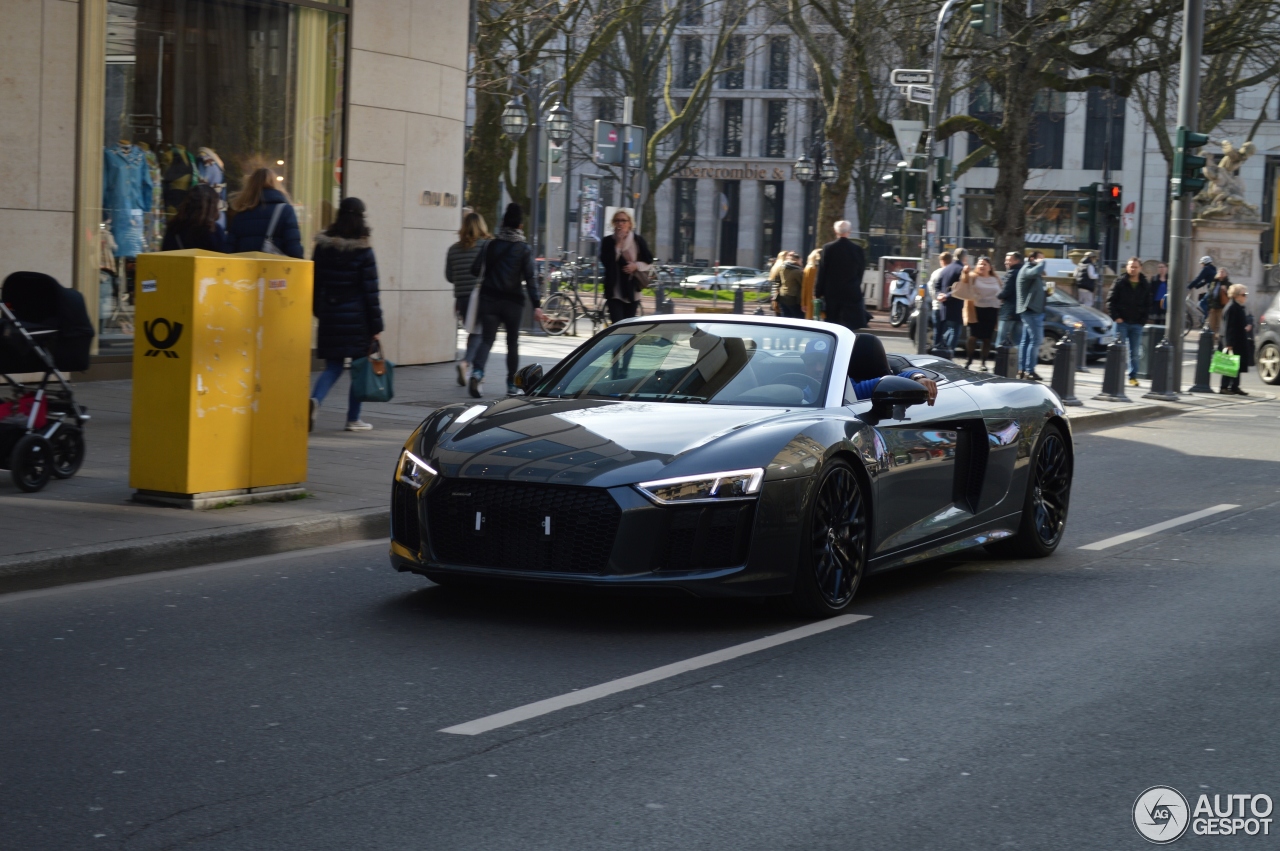 Audi R8 V10 Spyder 2016