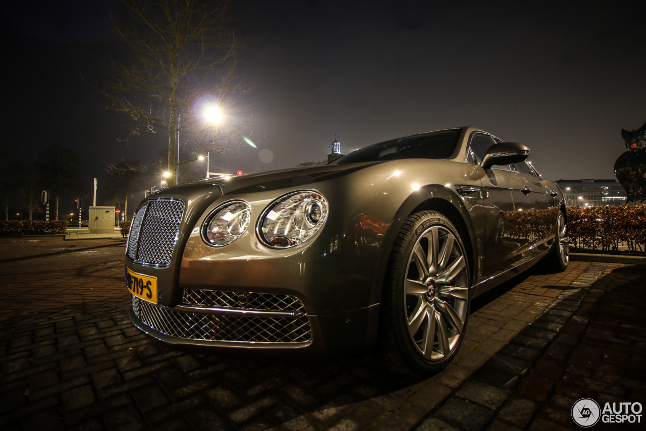 Bentley Flying Spur V8