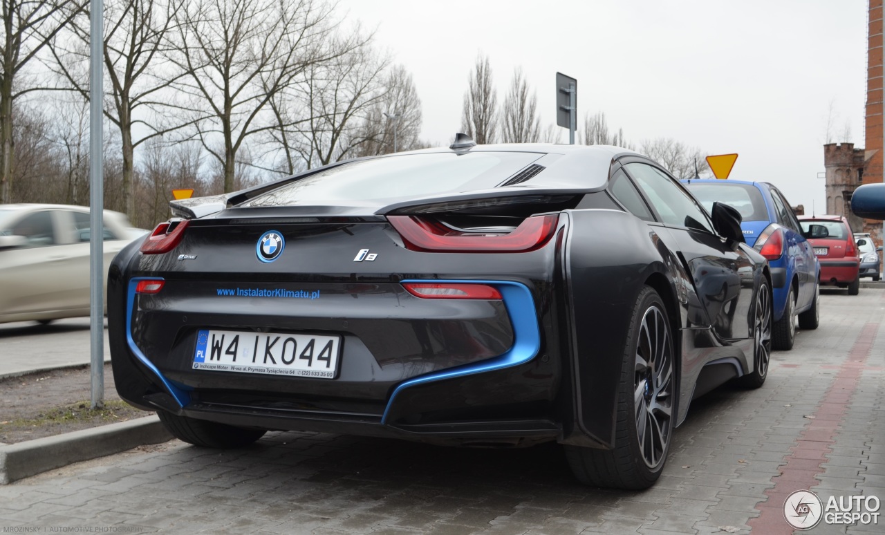 BMW i8