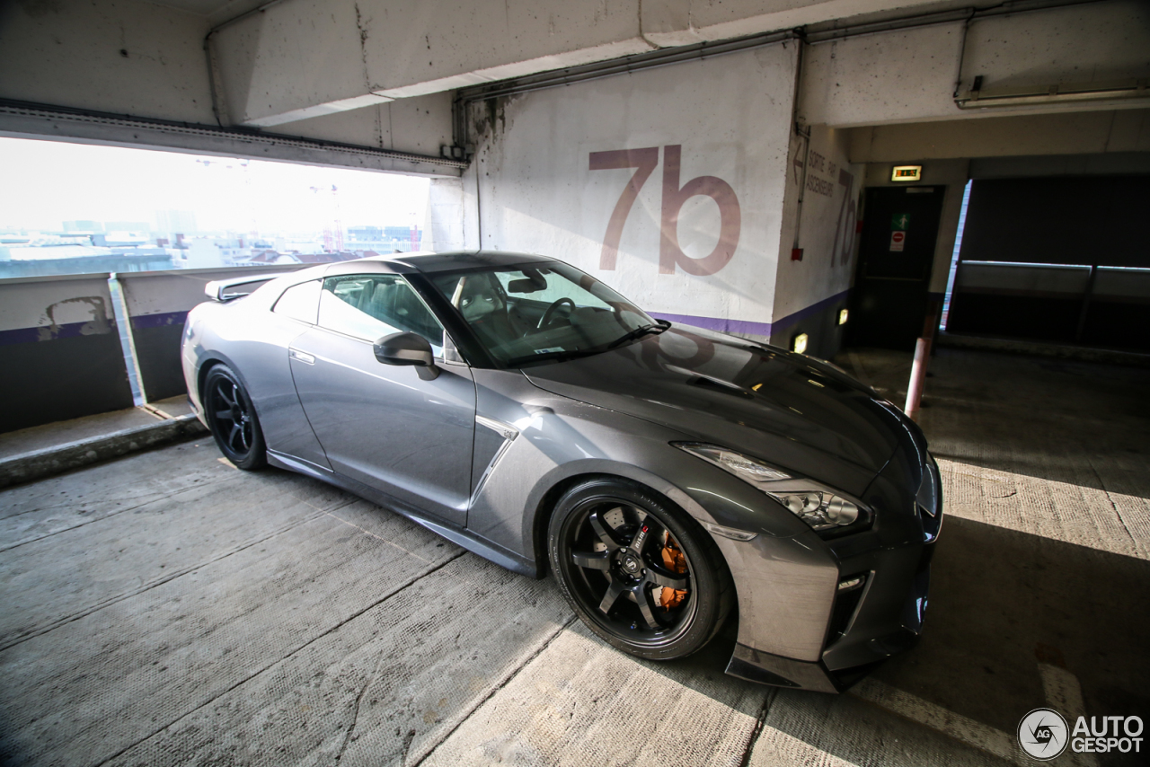 Nissan GT-R 2017 Track Edition