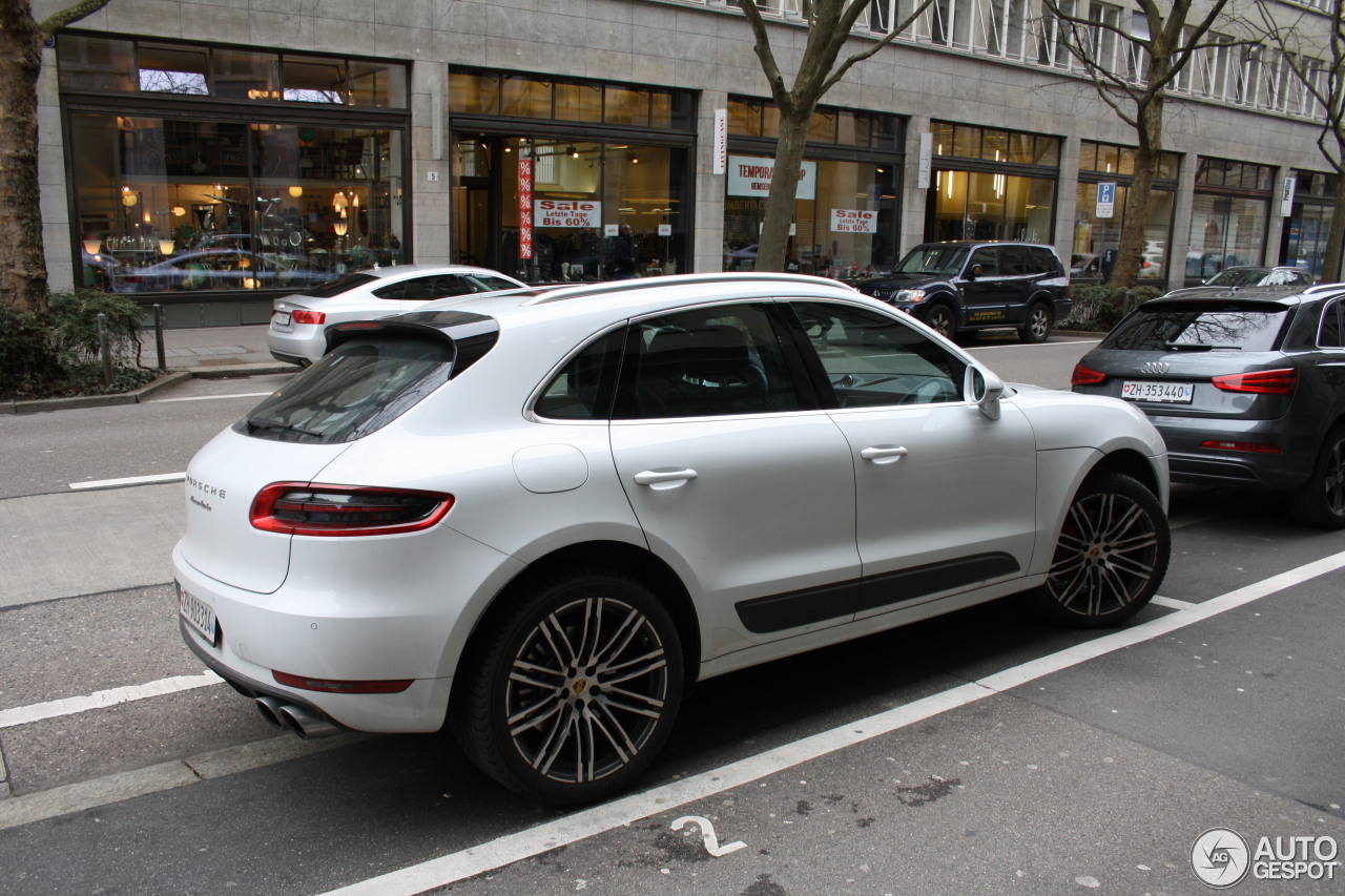 Porsche 95B Macan Turbo