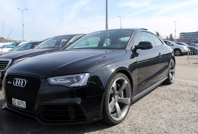 Audi RS5 B8 2012