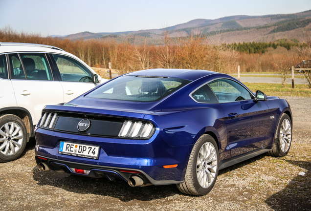 Ford Mustang GT 2015