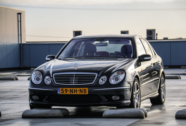 Mercedes-Benz E 55 AMG