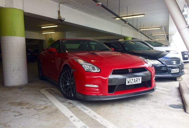 Nissan GT-R 2015