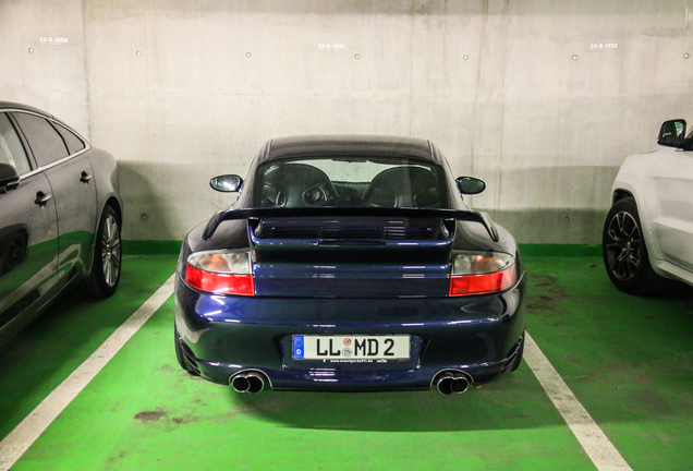 Porsche 996 GT2